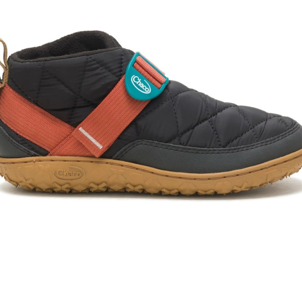 Chaco Women's Ramble Puff Quilted Ankle Boots size 8